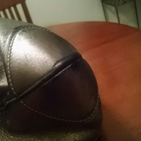 Gucci Metallic drawstring handbag - Picture 3 of 7